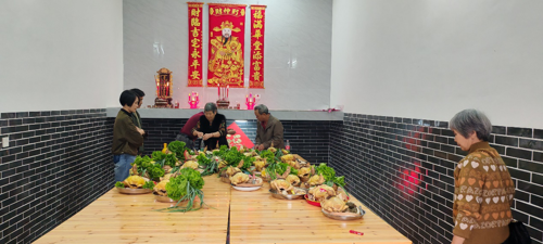 图9 祭拜活动.jpg