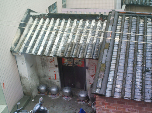 图17 祠堂大门俯视 二○○八年摄.jpg